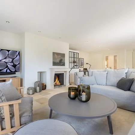 Nyaraló Soeoederlik Hues *