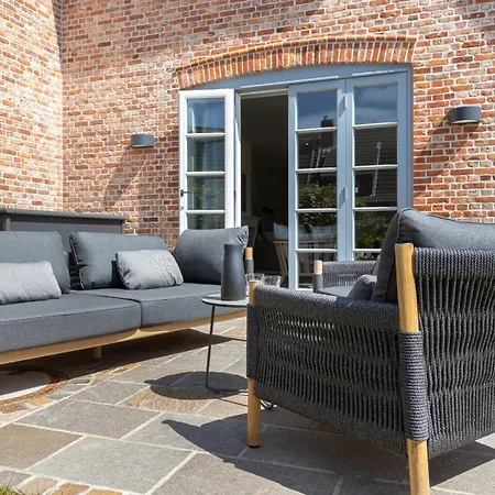 Nyaraló Soeoederlik Hues